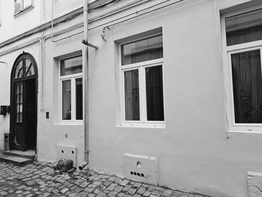 Sofia'S Home Comfy Studio In The Old Town Braşov Buitenkant foto